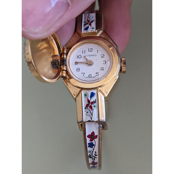 FLAW BROKEN Vintage Lugano Gold Tone Bangle Peekaboo Watch Flower Enamel main image 8